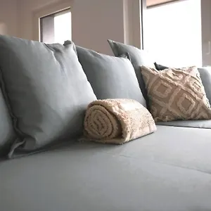 Beautiful Stylish 2br In Kirchberg Apartamento